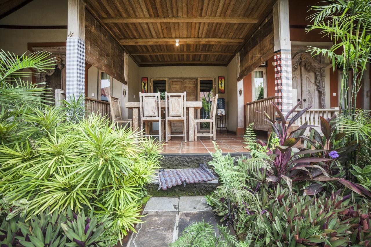 Global Royal Pemuteran Hotel Exterior photo